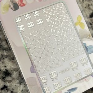 LUXURY NAIL STICKERS